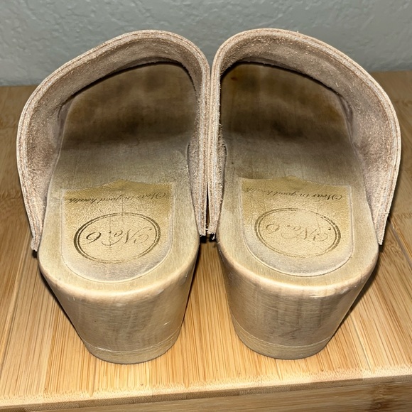 No. 6 Bone Clog Heels 39 Suede Beige Tan Color - Picture 6 of 12